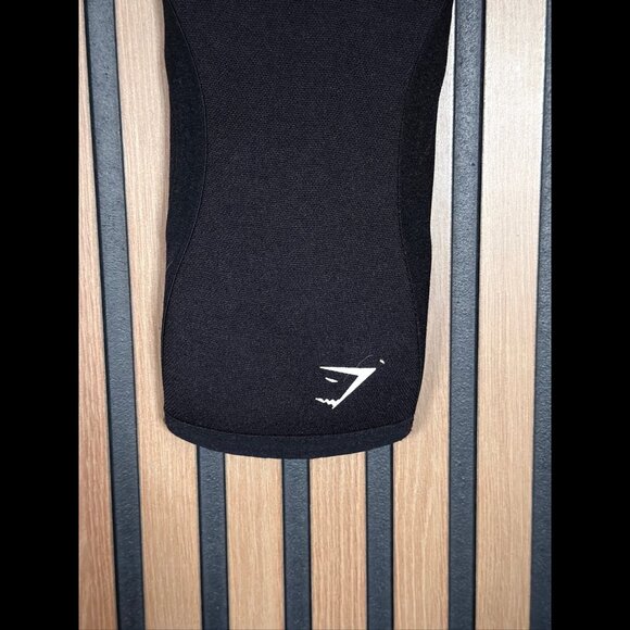 Gymshark Black Knee Sleeve Mediums 5mm - Picture 3 of 9